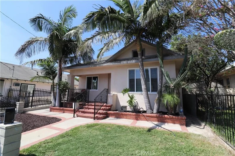 547 S Grande Vista Avenue, Los Angeles, CA 90063