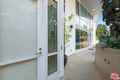 1705 Ocean Ave #107 photo 2