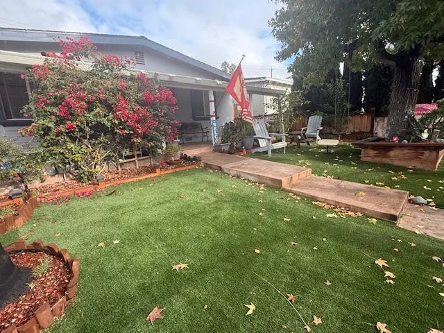 10170 Meadow Lane photo 2