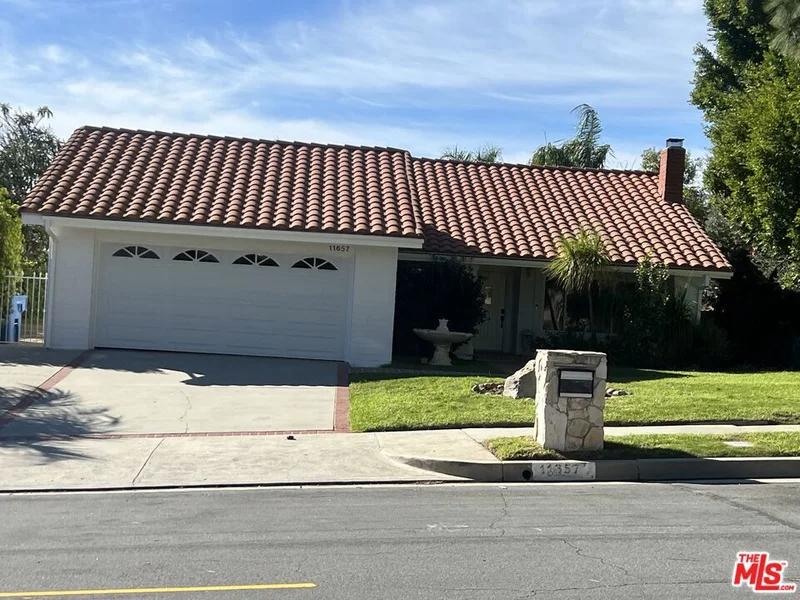 11657 Porter Valley Drive, Porter Ranch, CA 91326