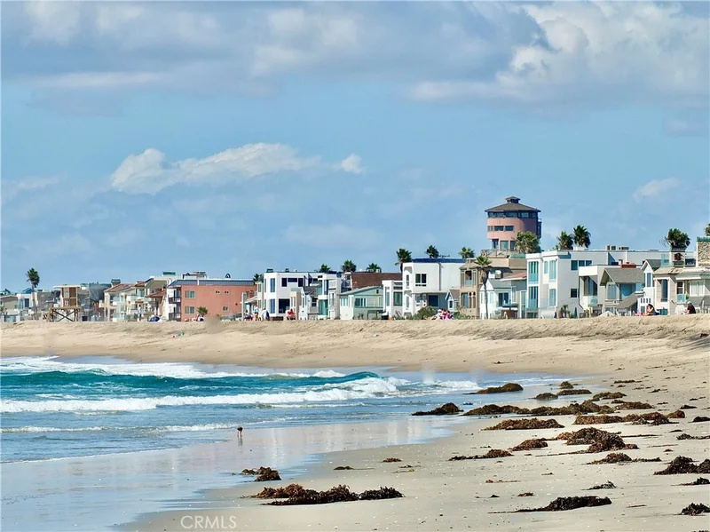16765 1/2 S Pacific Avenue, Huntington Beach, CA 90742
