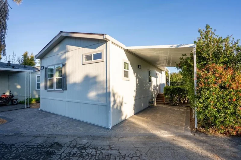 4300 Soquel Dr., Soquel, CA 95073