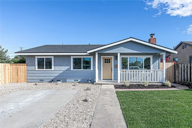 516 N L, Lompoc, CA 93436