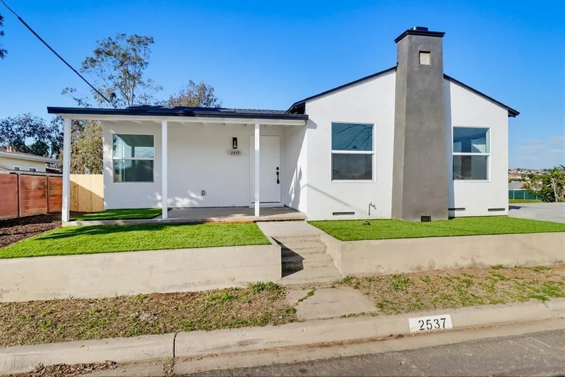 2537 E 13th St, National City, CA 91950