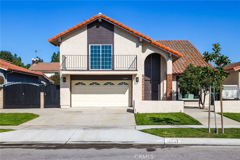 12547 Yosemite, Cerritos, CA 90703