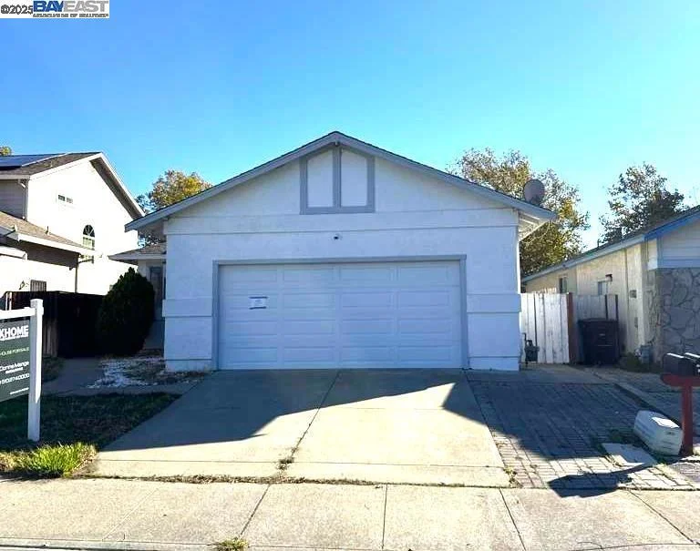1045 Camellia Ct, Suisun City, CA 94585