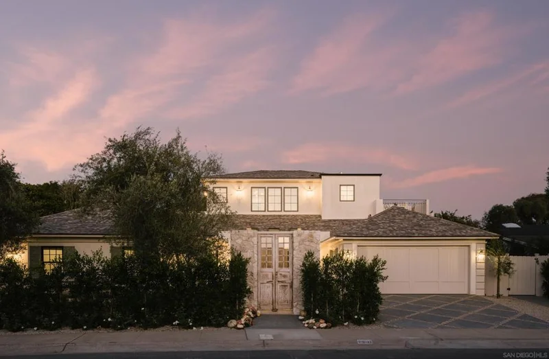 8901 Nottingham Place, La Jolla, CA 92037