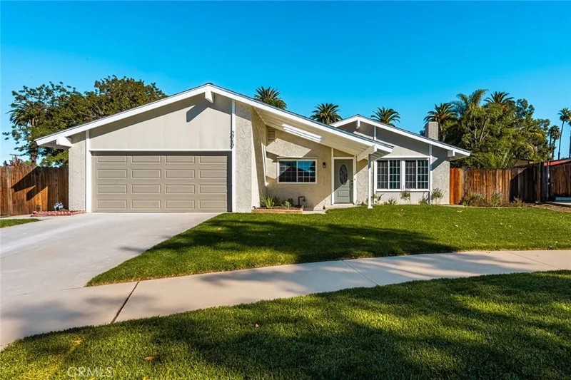 2717 Gleason Court, Riverside, CA 92506