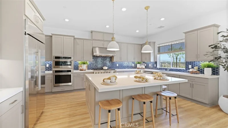 29519 Corte Azulejo, Valencia, CA 91354