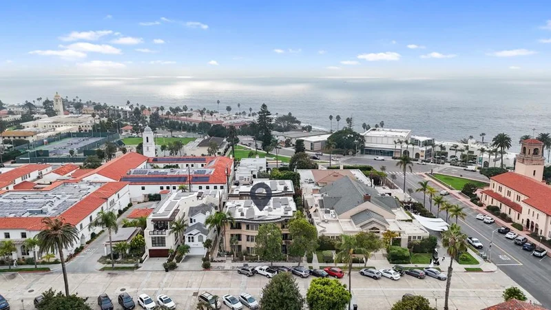 7752 Eads Ave, La Jolla, CA 92037
