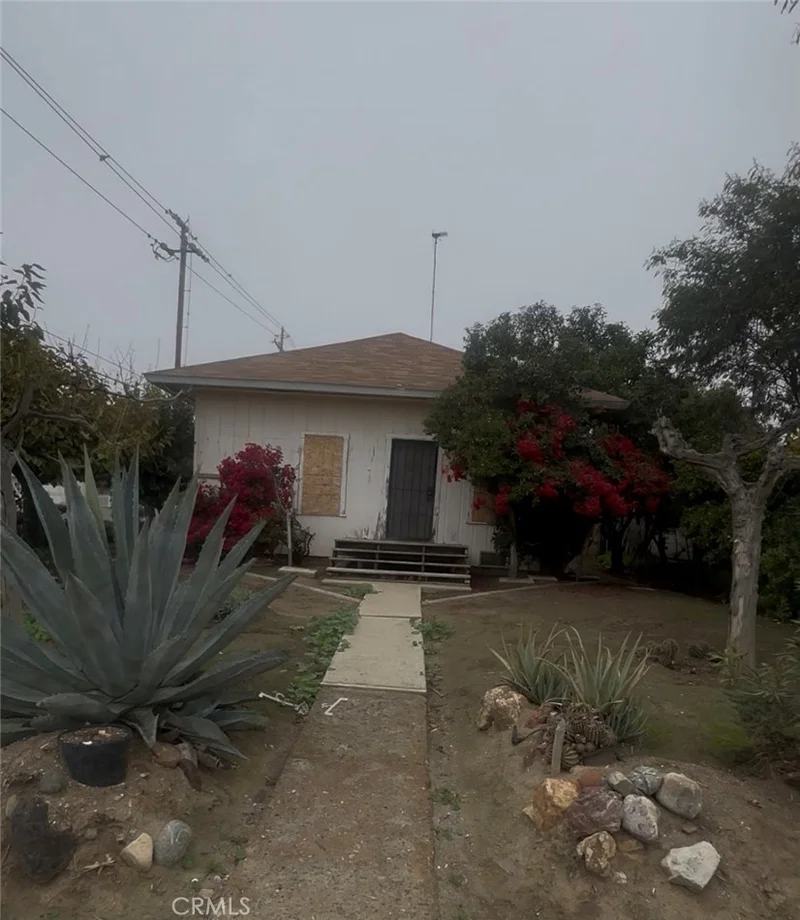 301 E Merced, Avenal, CA 93204