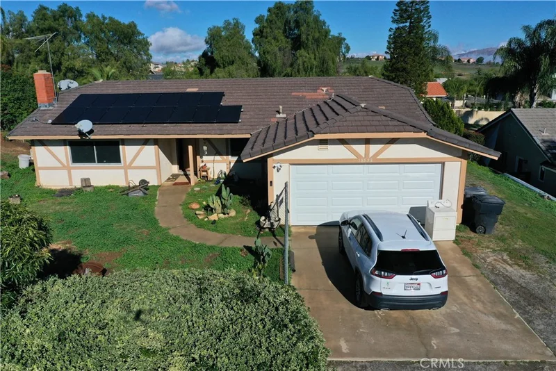 18598 Granite, Riverside, CA 92508