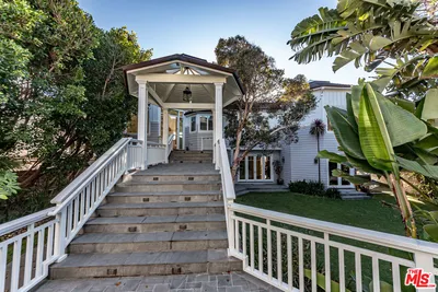 30760 Broad Beach Road photo 2