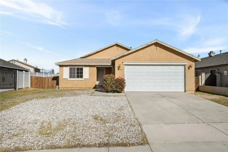 11792 Harwood, Victorville, CA 92392
