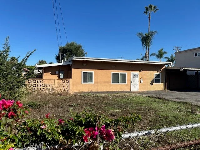 4505 Lennox