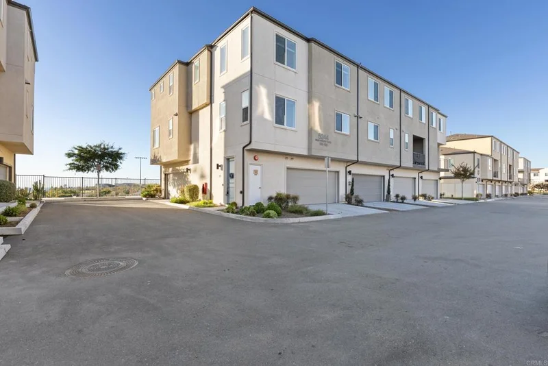 5244 Beachfront Cove Street 189, San Diego, CA 92154