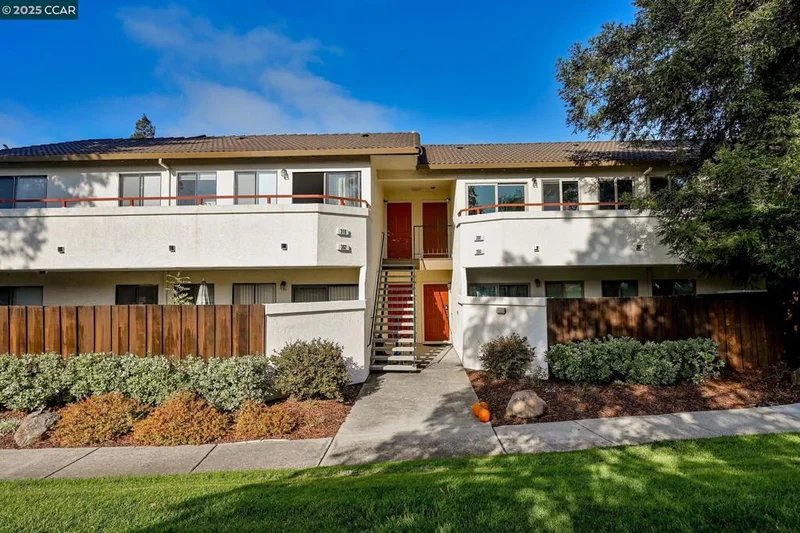 5095 Valley Crest Dr 308, Concord, CA 94521-4920