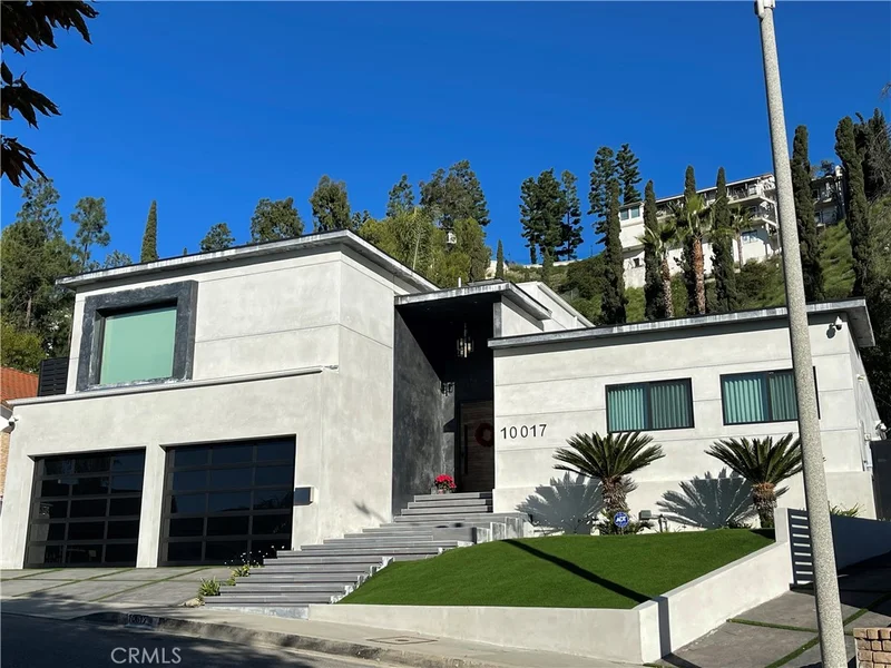 10017 Benares, Sun Valley, CA 91352