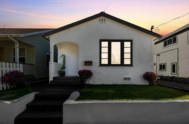 518 Cortes Street, Monterey, CA 93940