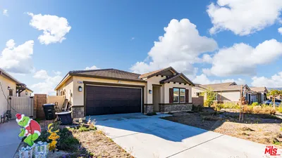 22849 Salvation Way photo 2