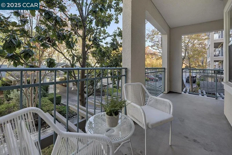 1860 Tice Creek Dr 1239, Walnut Creek, CA 94595