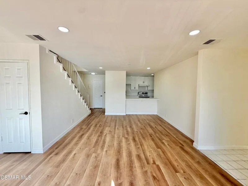 903 New Depot Street 5, Los Angeles, CA 90012