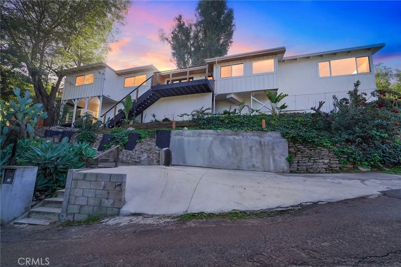6324 Grape, Los Angeles, CA 90068