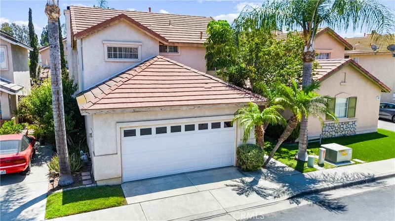 861 Shade Tree Way, Corona, CA 92878
