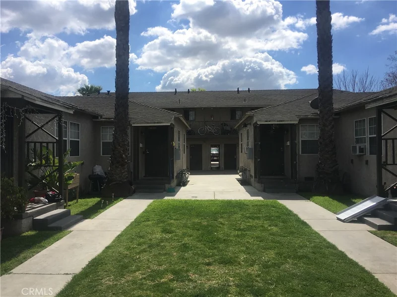 422 W Palm Street 424 1/2D photo 2