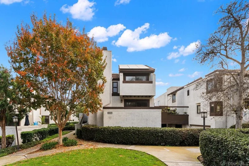 2264 Caminito Pajarito 141, San Diego, CA 92107