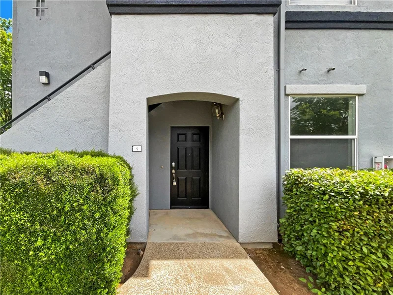 5201 Laguna Oaks 5, Elk Grove, CA 95758