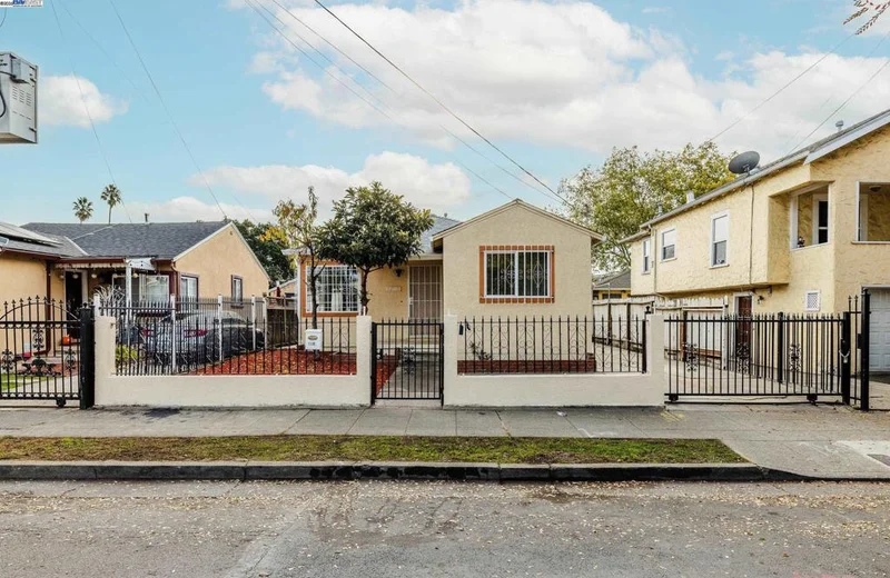 1230 79th Ave, Oakland, CA 94621
