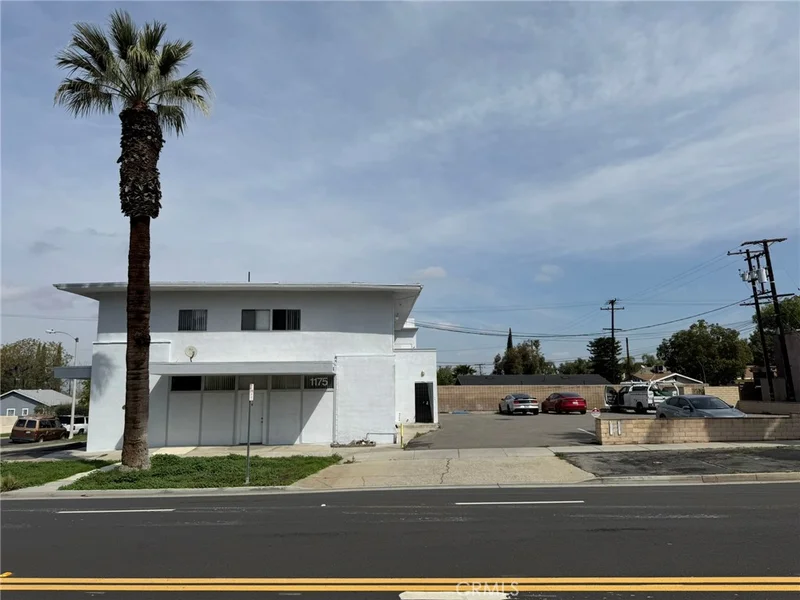 1185 W Grand, Corona, CA 92882