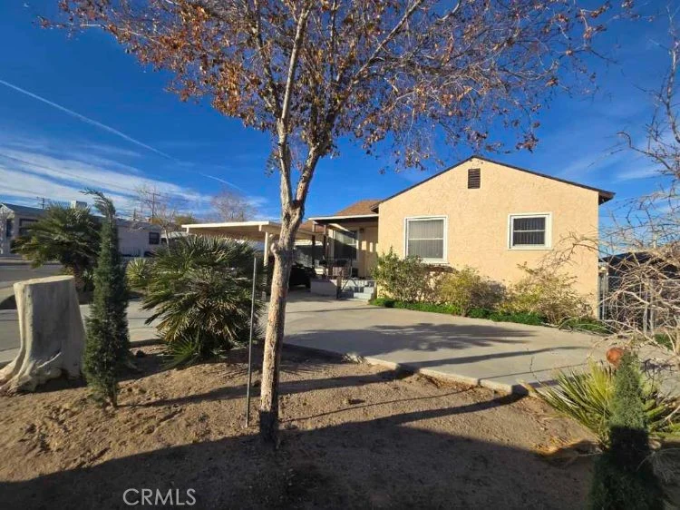 Photo 2 of 716 S 2nd