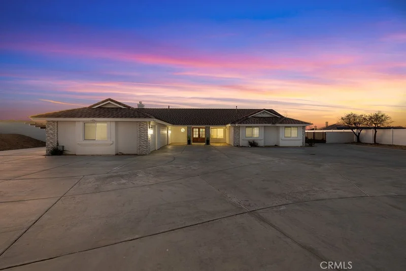 18785 Sahale, Apple Valley, CA 92307