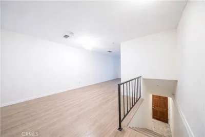 334 S Walnut Avenue photo 2
