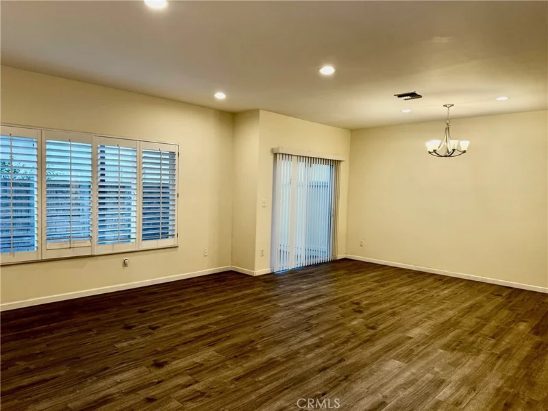 Photo 2 of 18930 Sherman Way 17