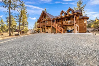 60766 Table Mountain Road photo 2
