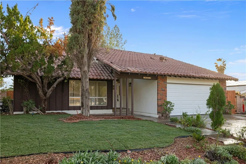 18838 Cabral, Canyon Country, CA 91351