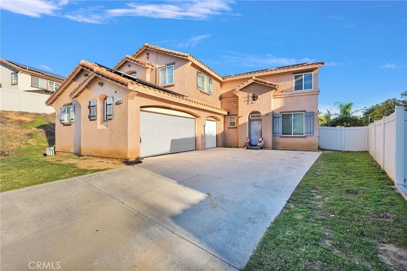 10180 Via Pescadero, Moreno Valley, CA 92557