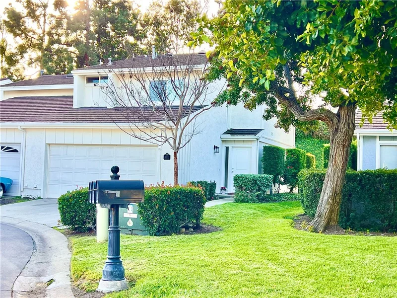 Photo 2 of 33111 Sandpiper Court