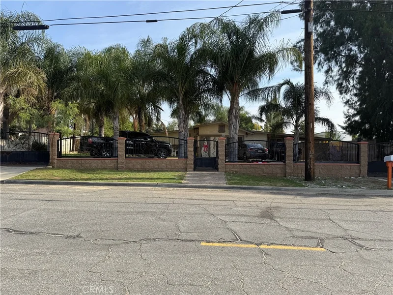 4176 Agate Street, Jurupa Valley, CA 92509