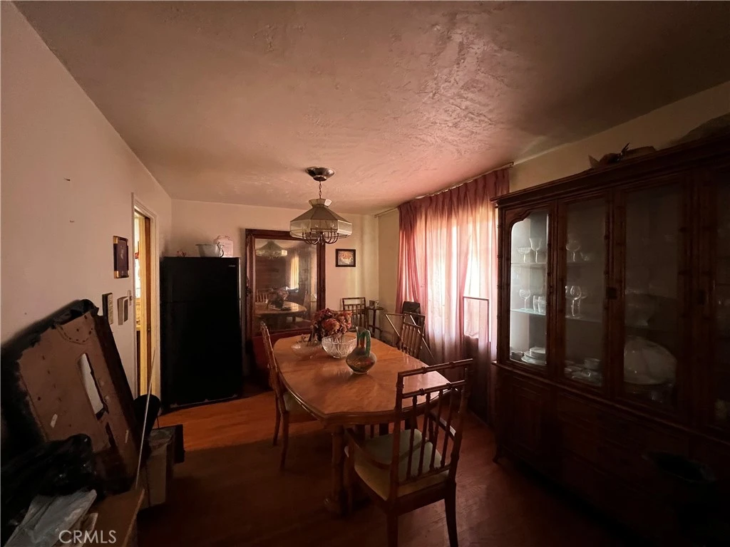 Interior 2
