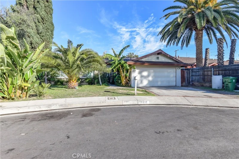 18915 Cantara Street, Reseda, CA 91335