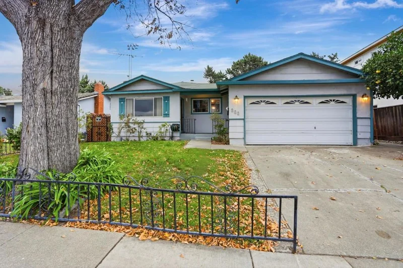 300 N Park Victoria Drive, Milpitas, CA 95035