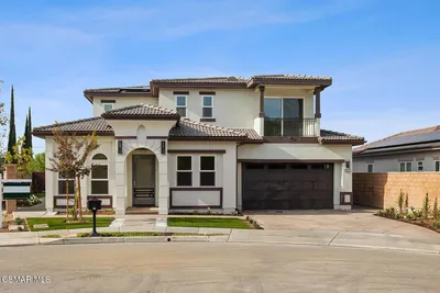 315 Toyon Court photo 2