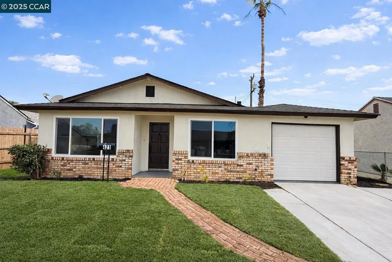 421 Howard St, Stockton, CA 95206