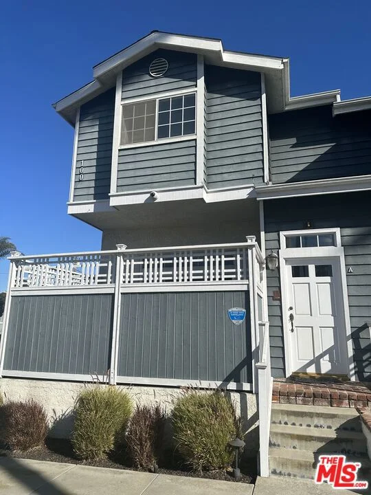 100 S Catalina Avenue A, Redondo Beach, CA 90277