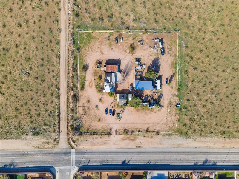 11522 Mojave Drive, Adelanto, CA 92301