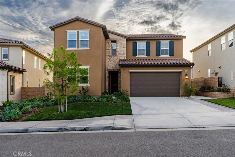 19038 Carranza, Saugus, CA 91350